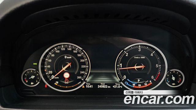 BMW 5 Series (F10) 520d 2014 — фото 8