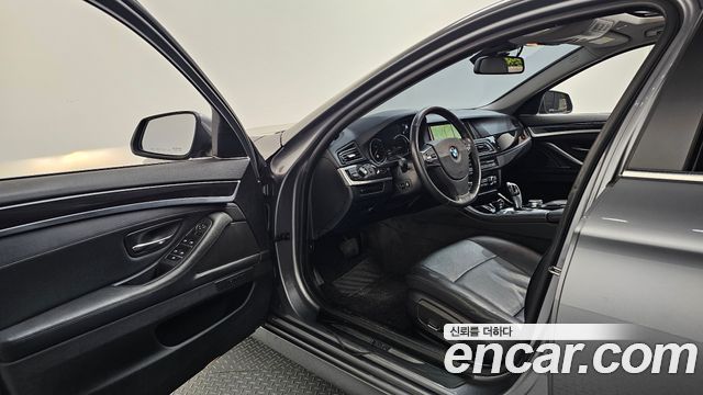 BMW 5 Series (F10) 520d 2014 — фото 10