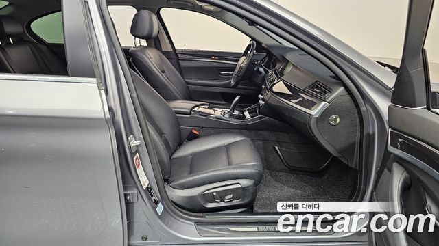 BMW 5 Series (F10) 520d 2014 — фото 11