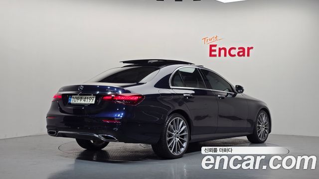 Mercedes-Benz E-Class (W213) E350 4MATIC AMG Line 2022 — фото 2