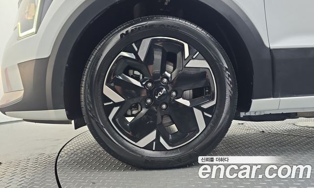 Kia Niro EV Air 2023 — фото 5