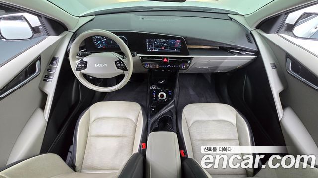 Kia Niro EV Air 2023 — фото 7