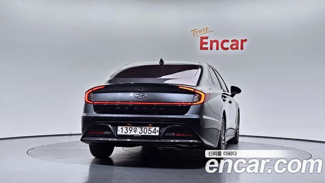 Hyundai Sonata Hybrid (DN8) Premium Family 2021 — фото 4