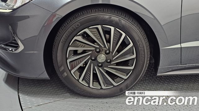 Hyundai Sonata Hybrid (DN8) Premium Family 2021 — фото 5