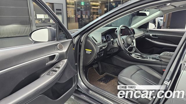 Hyundai Sonata Hybrid (DN8) Premium Family 2021 — фото 10