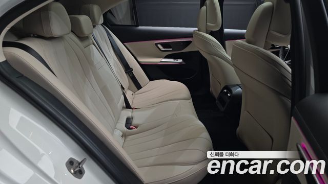 Mercedes-Benz E-Class (W214) E200 Avantgarde 2025 — фото 11