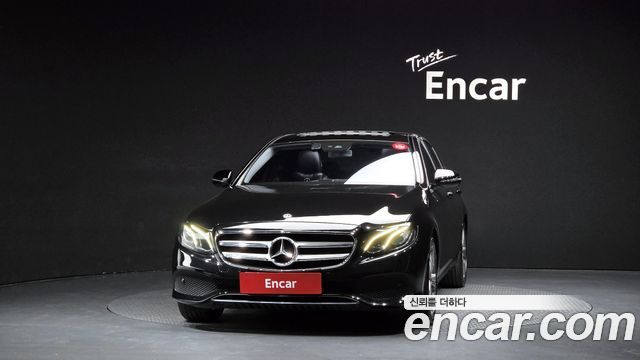 Mercedes-Benz E-Class (W213) E300 Avantgarde 2019 — фото 3