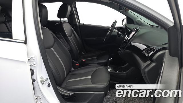 Chevrolet Spark Premier 2022 — фото 11