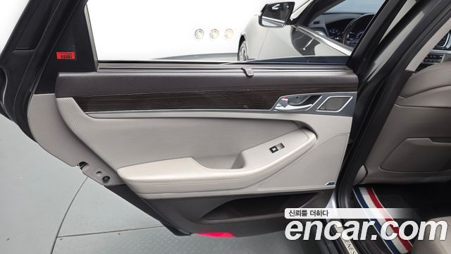 Genesis G80 3.3 GDI AWD Premium Luxury 2018 — фото 25