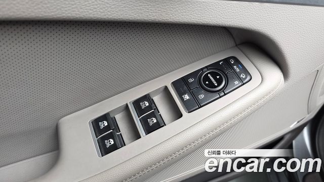 Genesis G80 3.3 GDI AWD Premium Luxury 2018 — фото 29