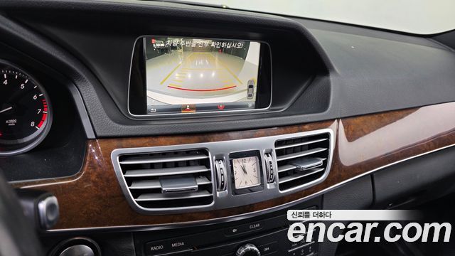 Mercedes-Benz E-Class (W212) E300 Elegance 2016 — фото 17