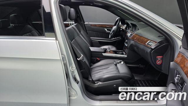 Mercedes-Benz E-Class (W212) E300 Elegance 2016 — фото 26