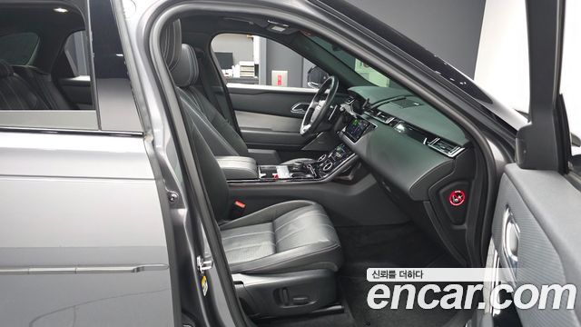 Land Rover Range Rover Velar 3.0 D300 R-Dynamic SE 2019 — фото 11