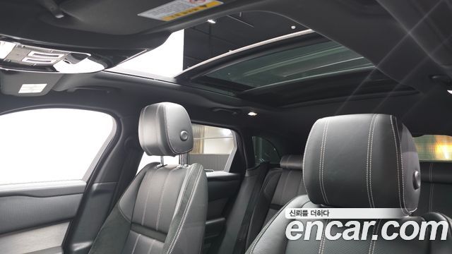 Land Rover Range Rover Velar 3.0 D300 R-Dynamic SE 2019 — фото 18