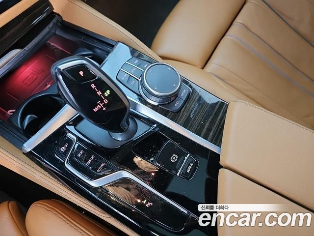 BMW 5 Series (G30) 520i Luxury 2021 — фото 7