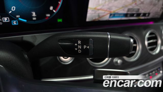 Mercedes-Benz E-Class (W213) E220d 4MATIC AMG Line 2021 — фото 9