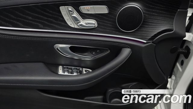 Mercedes-Benz E-Class (W213) E220d 4MATIC AMG Line 2021 — фото 18
