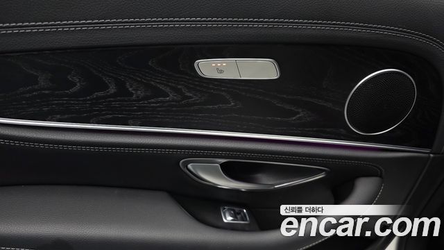 Mercedes-Benz E-Class (W213) E220d 4MATIC AMG Line 2021 — фото 19