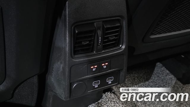 Renault Korea XM3 1.3 TCe RE Signature 2022 — фото 28