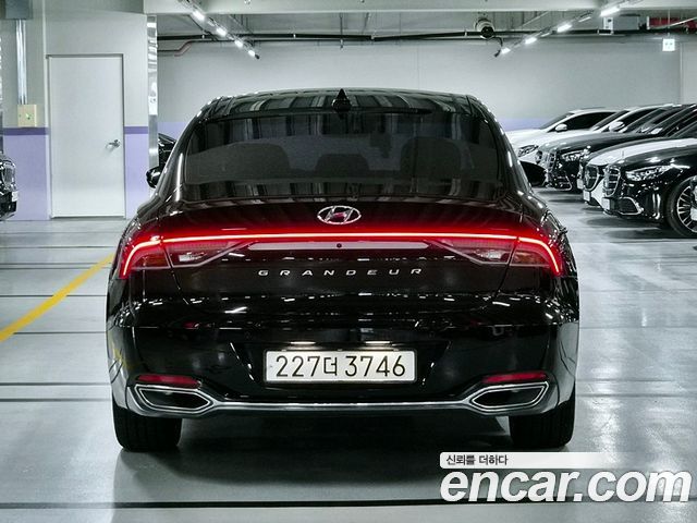 Hyundai Grandeur (IG) 3.0 LPi Rent Car Modern 2023 — фото 5