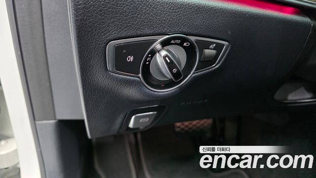 Mercedes-Benz E-Class (W213) E300 4MATIC Exclusive 2020 — фото 28