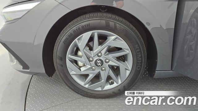 Hyundai Avante (CN7) 1.6 Inspiration 2025 — фото 5