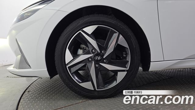 Hyundai Avante Hybrid (CN7) Inspiration 2023 — фото 5