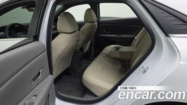 Hyundai Avante Hybrid (CN7) Inspiration 2023 — фото 11