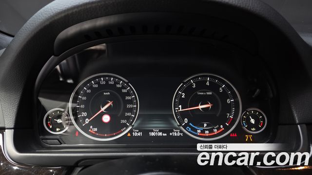 BMW 5 Series (F10) 528i xDrive Aero Dynamic Special Edition 2016 — фото 8