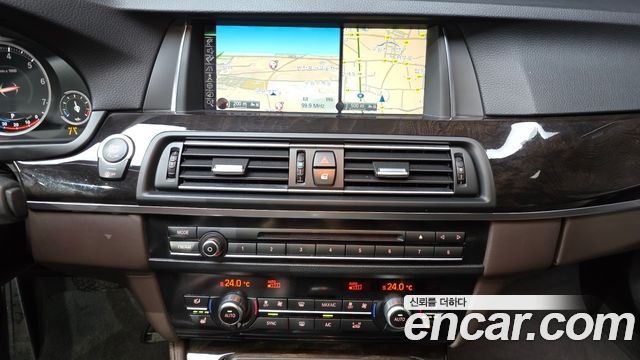 BMW 5 Series (F10) 528i xDrive Aero Dynamic Special Edition 2016 — фото 15