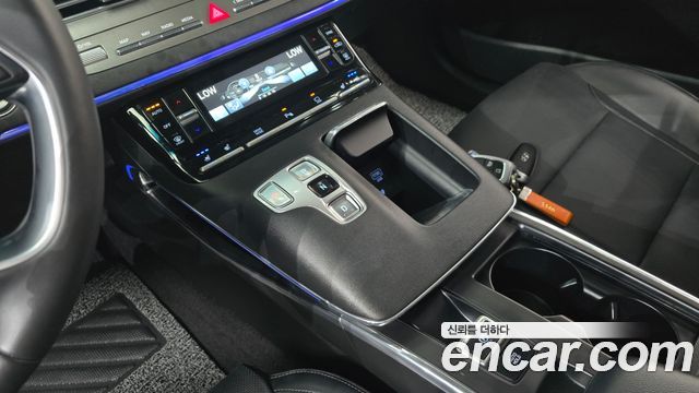 Hyundai Grandeur (IG) 2.5 Le Blanc 2023 — фото 9