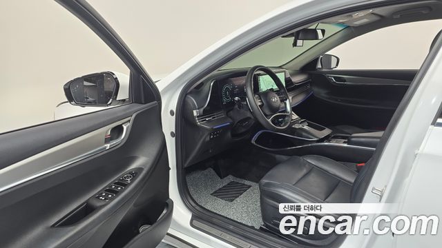Hyundai Grandeur (IG) 2.5 Le Blanc 2023 — фото 10