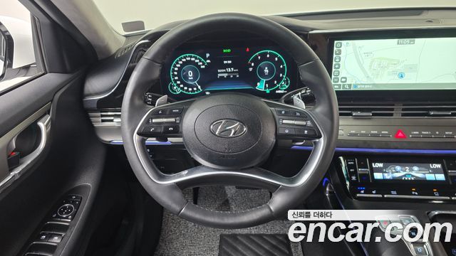 Hyundai Grandeur (IG) 2.5 Le Blanc 2023 — фото 12