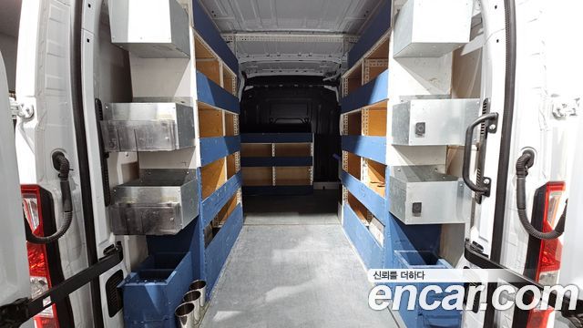 Renault Korea Master 2.3 Van L 2022 — фото 26