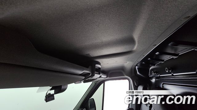 Renault Korea Master 2.3 Van L 2022 — фото 34