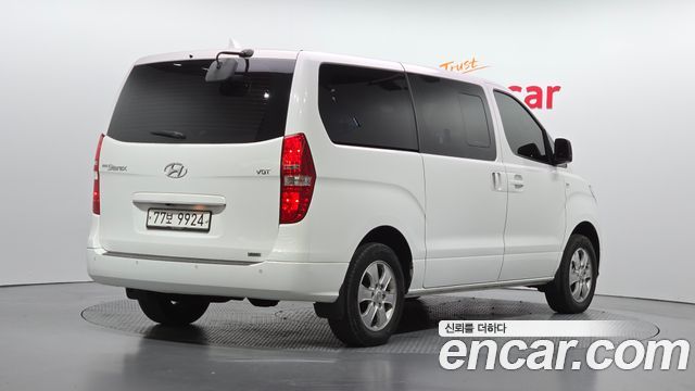 Hyundai Grand Starex 4WD Wagon 12-Seater Smart 2020 — фото 2