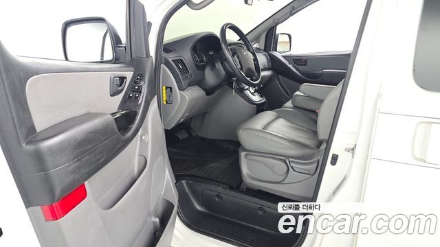Hyundai Grand Starex 4WD Wagon 12-Seater Smart 2020 — фото 10