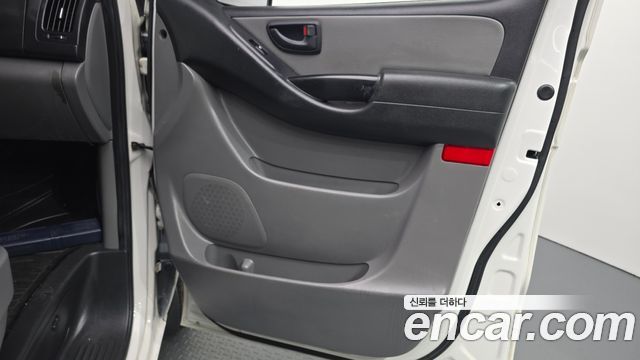 Hyundai Grand Starex 4WD Wagon 12-Seater Smart 2020 — фото 24