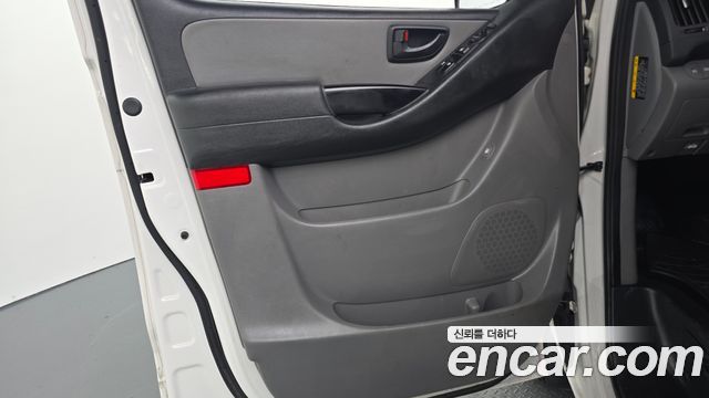 Hyundai Grand Starex 4WD Wagon 12-Seater Smart 2020 — фото 25