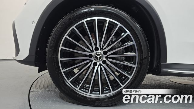 Mercedes-Benz GLC-Class (X254) GLC300 4MATIC AMG Line 2025 — фото 5