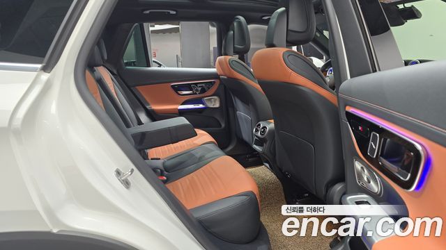 Mercedes-Benz GLC-Class (X254) GLC300 4MATIC AMG Line 2025 — фото 11