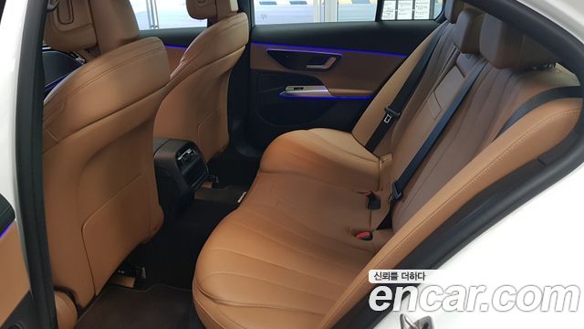 Mercedes-Benz E-Class (W214) E200 AMG Line 2026 — фото 10