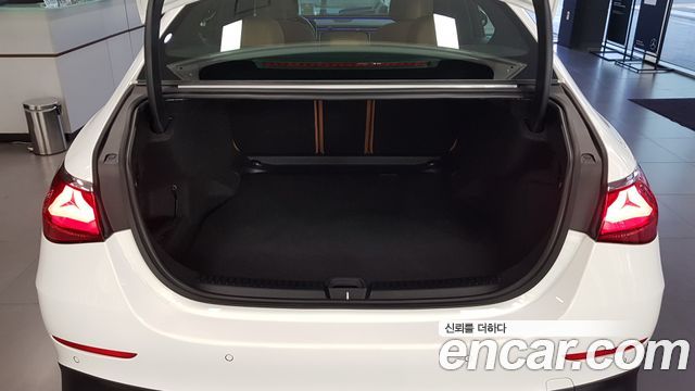Mercedes-Benz E-Class (W214) E200 AMG Line 2026 — фото 15