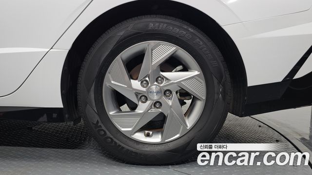Hyundai Sonata The Edge (DN8) 2.0 LPG(Rent) Business 1 2024 — фото 21