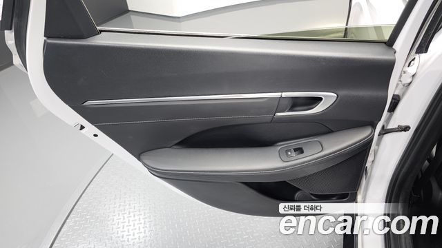 Hyundai Sonata The Edge (DN8) 2.0 LPG(Rent) Business 1 2024 — фото 25