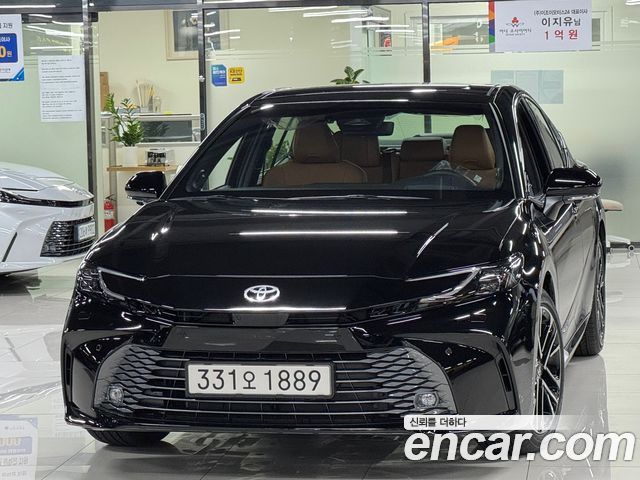 Toyota Camry (XV80) 2.5 XLE Premium Hybrid 2026 — фото 1