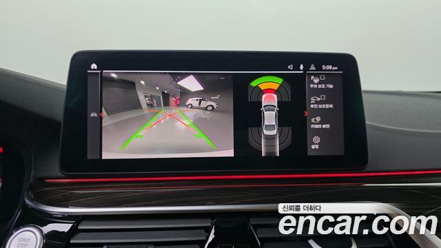 BMW 5 Series (G30) 520i M Sport 2022 — фото 15