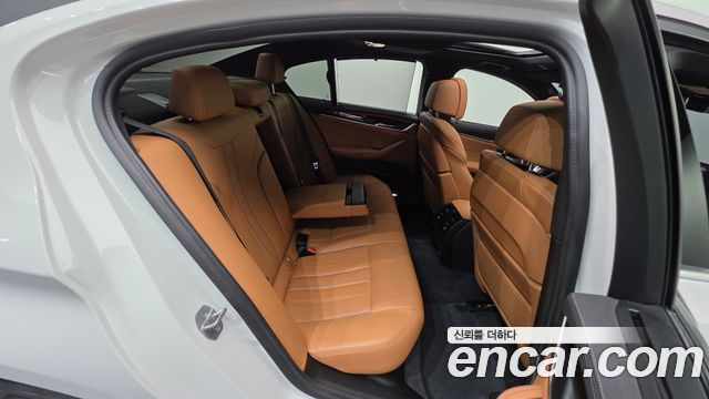 BMW 5 Series (G30) 520i M Sport 2022 — фото 18