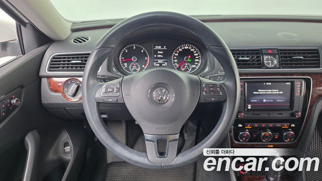 Volkswagen Passat 2.0 TDI B7 2013 — фото 17