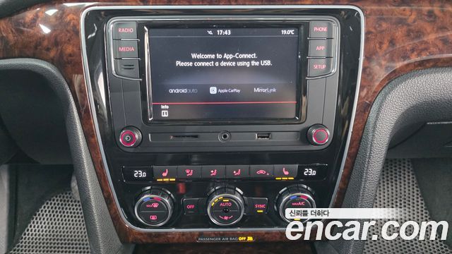 Volkswagen Passat 2.0 TDI B7 2013 — фото 18